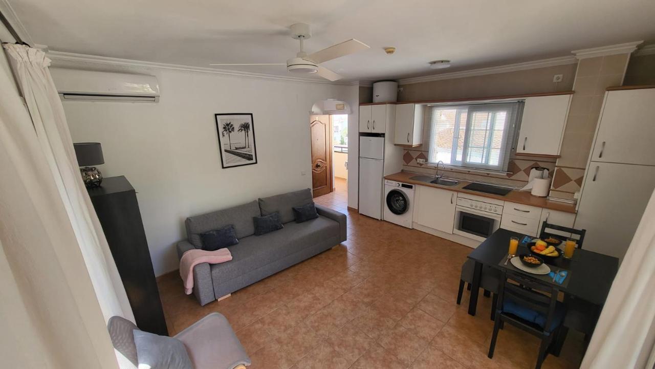 Apartamento Burriana Beach Nerja Dış mekan fotoğraf